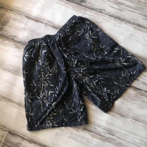 PATAGONIA MENS SMALL SWIM TRUNKS - Picture 2 of 10